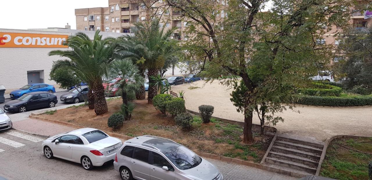 Habitacion Tranquila, Agradable Cerca De Valencia En Vivienda Compartida Paterna Bagian luar foto
